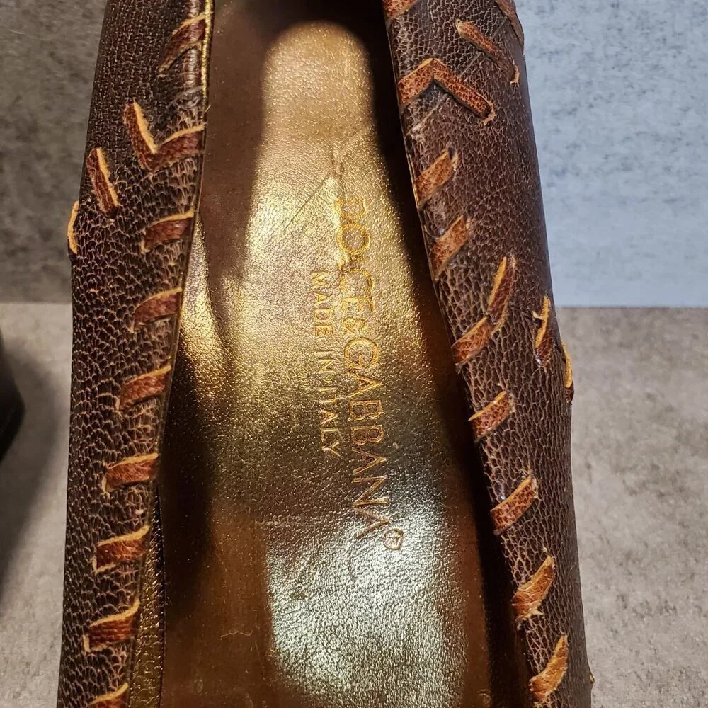 Dolce & Gabbana Vintage Y2K 90s Quiet Luxury Brown Leather Square Toe Heels 39